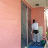 外壁塗装作業工程写真～中塗り